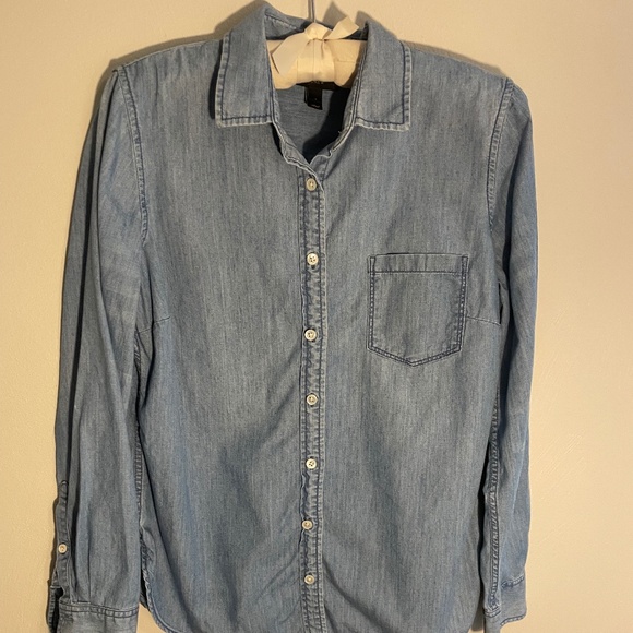 J. Crew Chambray Button Down Size 10 - Picture 2 of 4